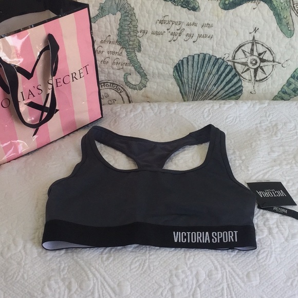 Victoria's Secret Other - NWT Victoria’s Secret Sport racerback bra Sz S